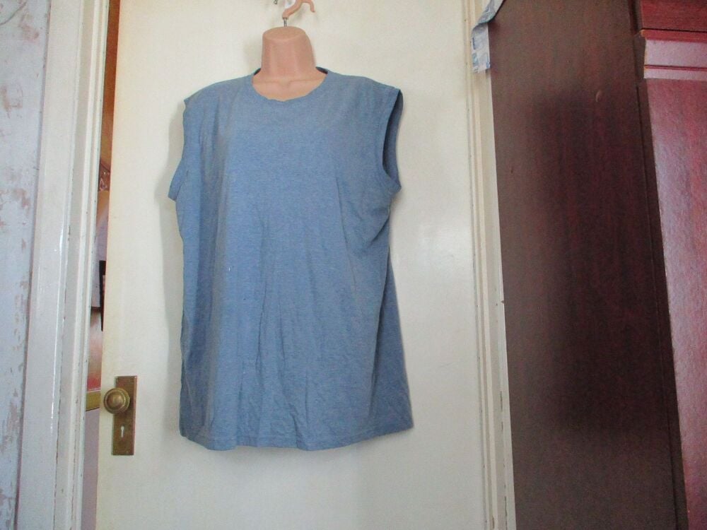 Casual Club - Light Blueish Grey Sleeveless Vest T-Shirt - Size XL - Image 7