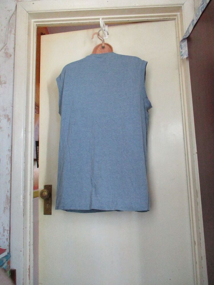 Casual Club - Light Blueish Grey Sleeveless Vest T-Shirt - Size XL - Image 5