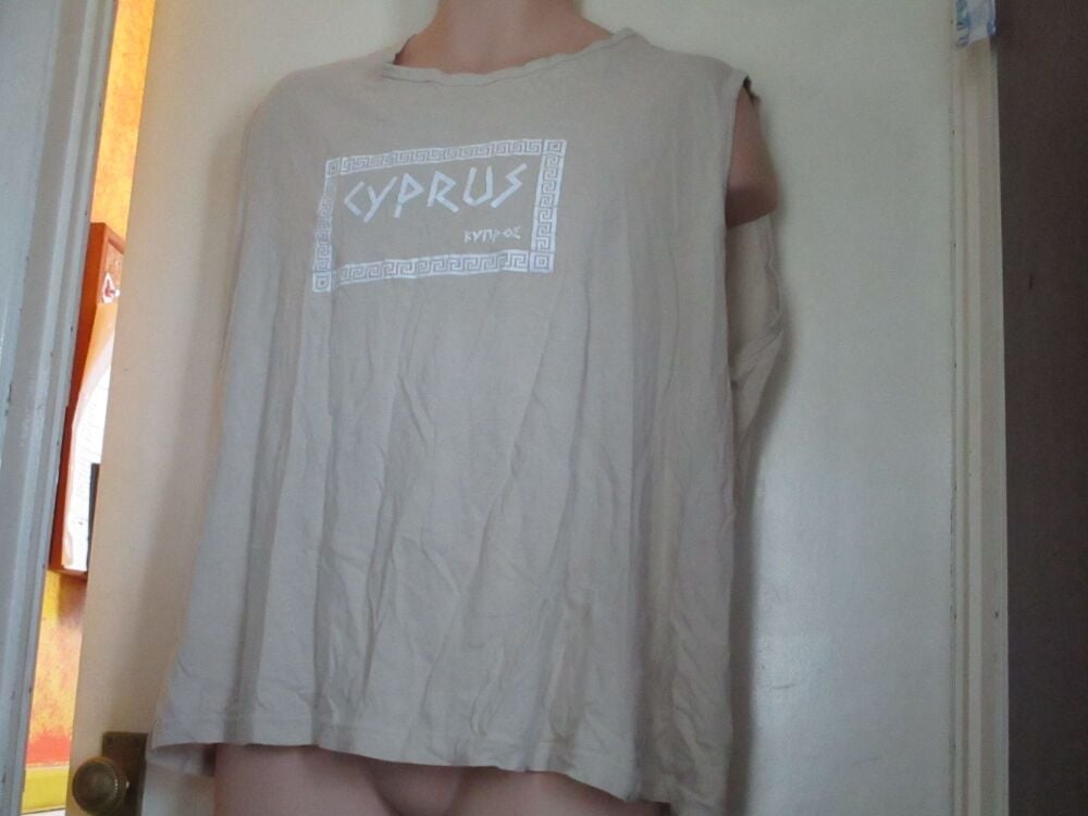 Georgio Size XXL Cyprus T-shirt - Stone Coloured - Image 3