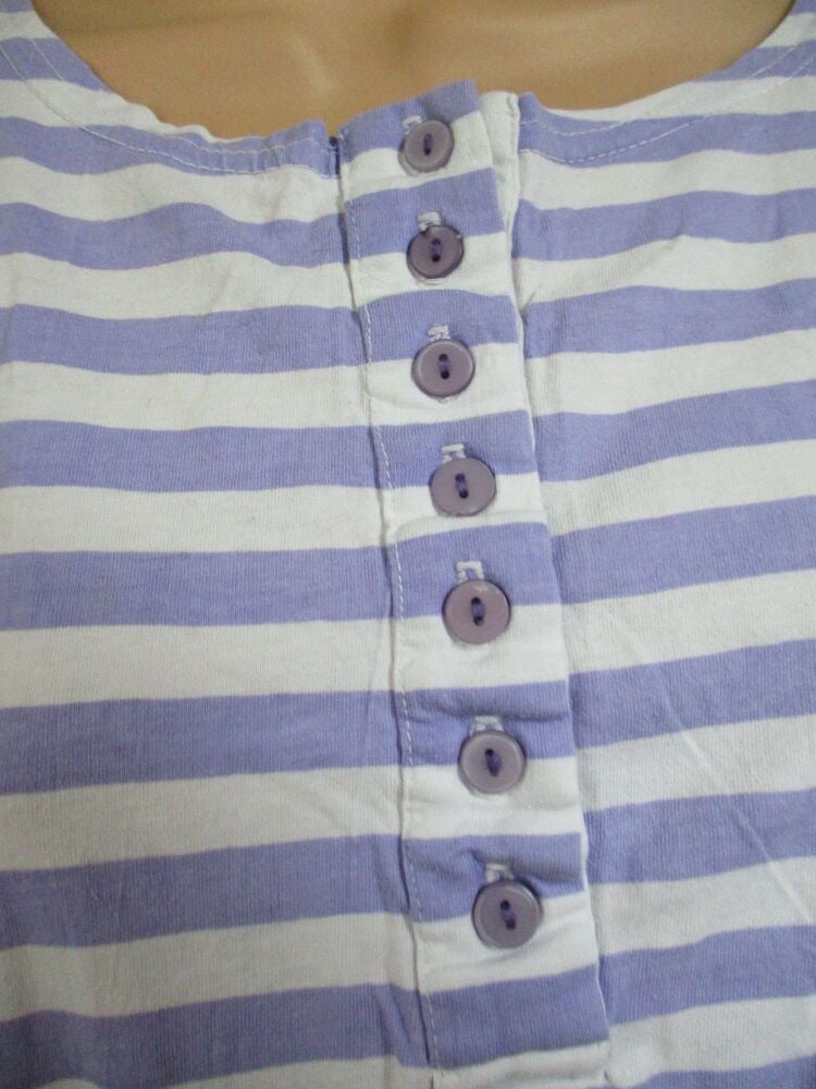 Unknown Brand - Purple and White Vintage T-Shirt Ladies Top - Size Unknown Guesstimate 14-16 - Image 3