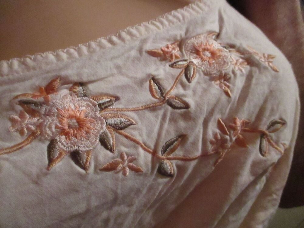 Honey - One Size Fits All - Peach T-shirt with Embroidered Floral Design - Image 4