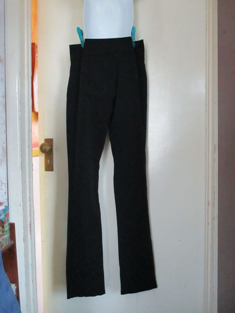 Salonwear Direct Size 6 Black Trousers - Slight Stain to label - Image 10