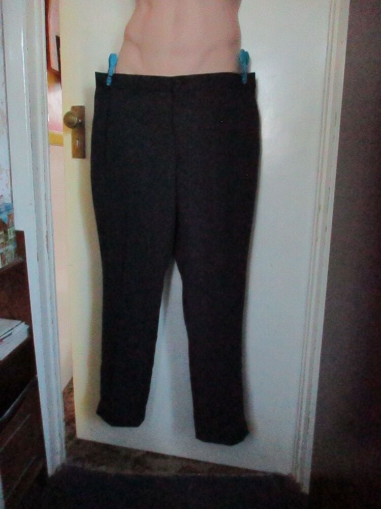 Taylor & Wright (Matalan) Regular Fit Size 36"/ Large Black Trousers