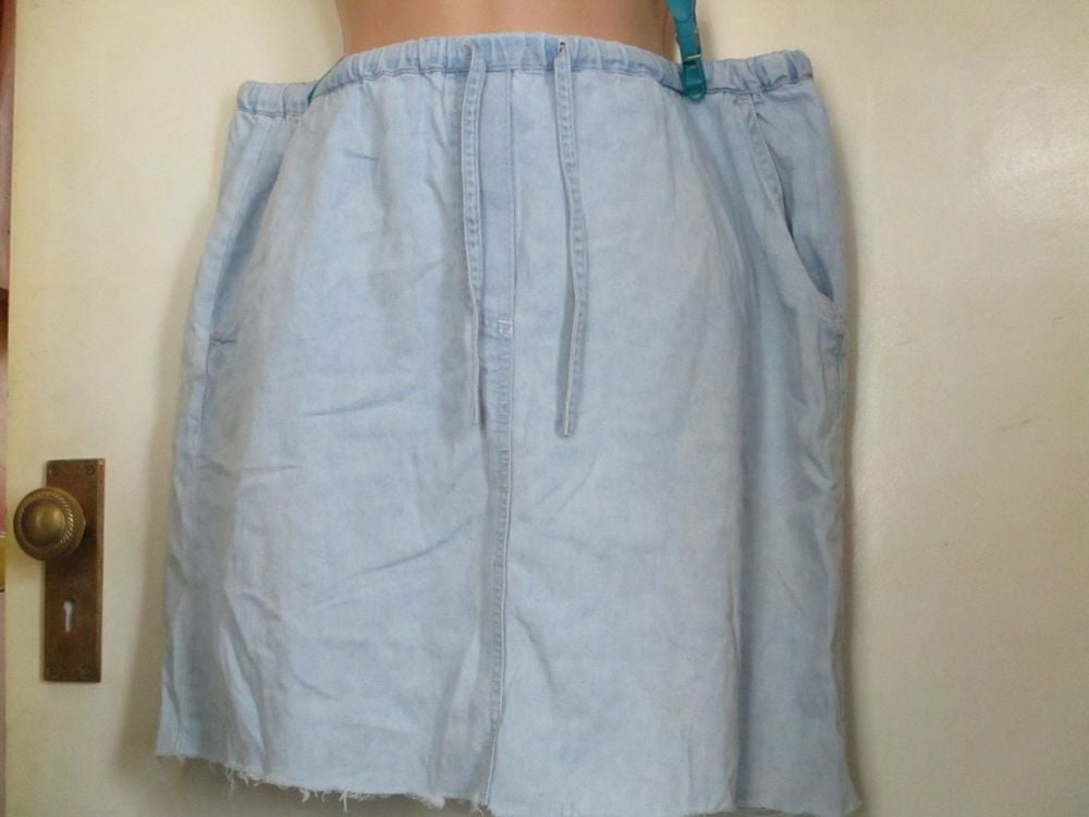 BHS Pale Denim Short Skirt - Has been cut down(badly) and in need of TLC - Image 11