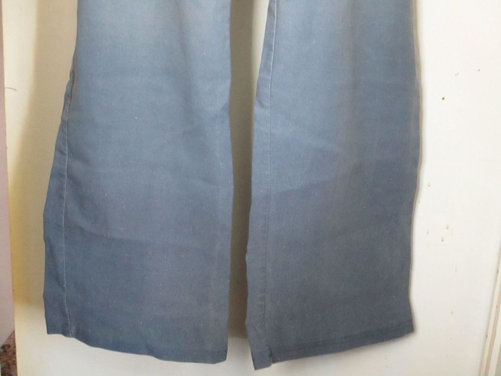 Etam Size 26 Grey Glittery Gradient Trousers - Image 11