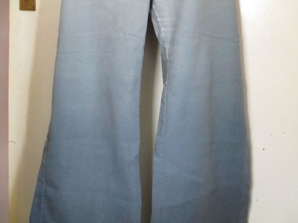 Etam Size 26 Grey Glittery Gradient Trousers - Image 10