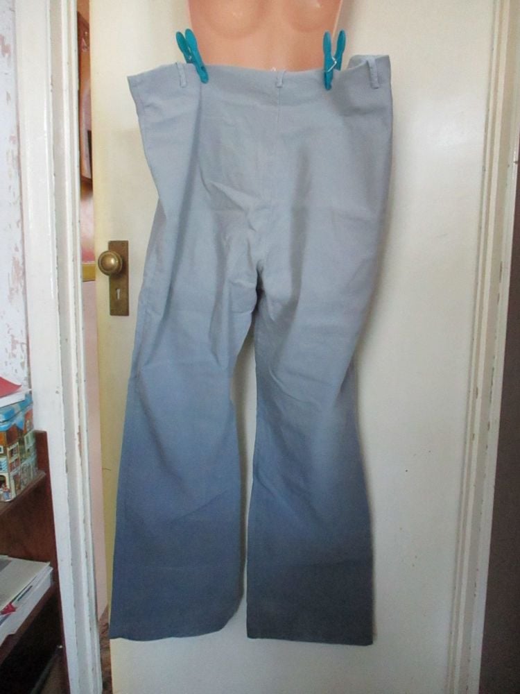 Etam Size 26 Grey Glittery Gradient Trousers - Image 7