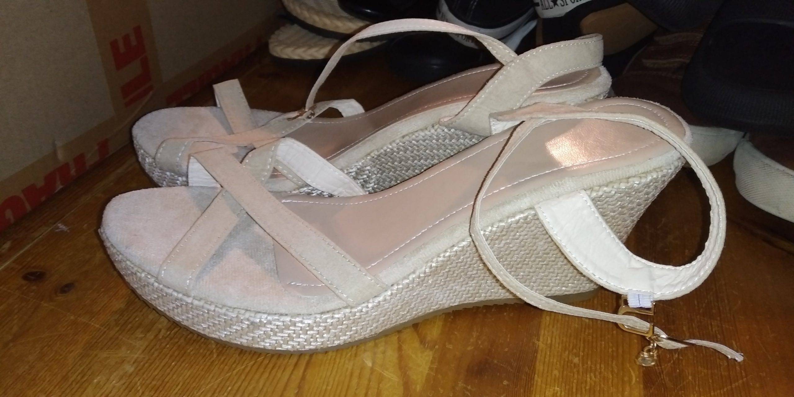Unbranded Beige Cream Woven Style Strappy Sandals Wedge Heels with Diamante detail Shoes Size 41 - Image 5