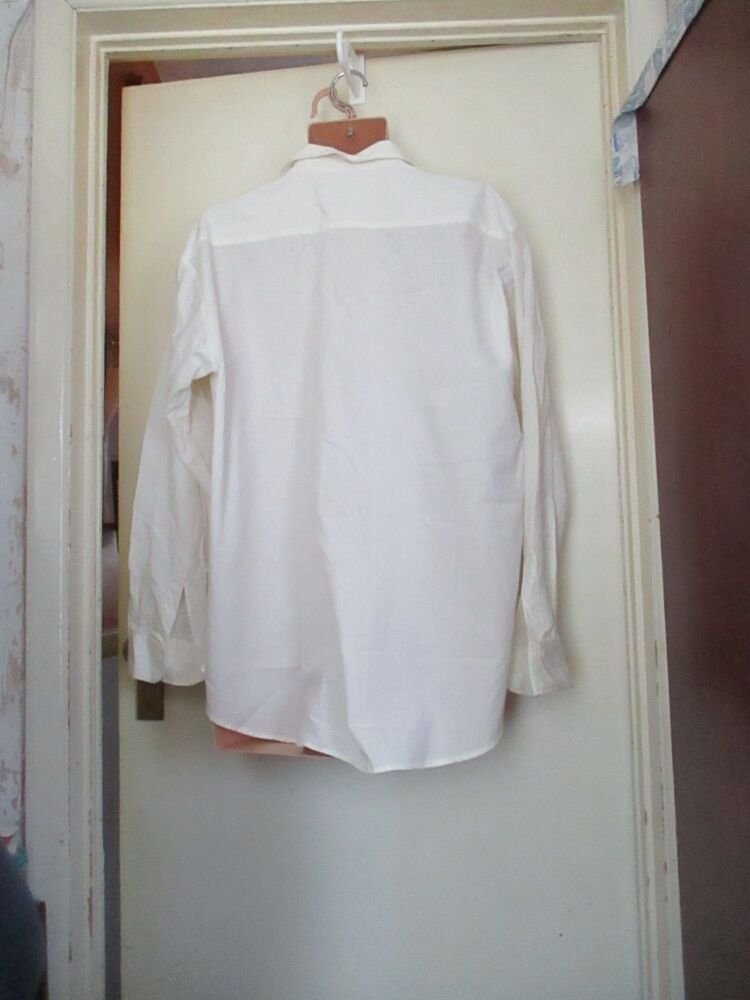 Act One - Cream Long Sleeved Shirt - Size 17.5" Collar - Stained - Image 8