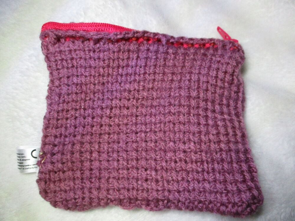 Pale Plum Tunisian Crochet Yarn Zipped Pouch/Purse with Strawberry Red Zip - Image 3