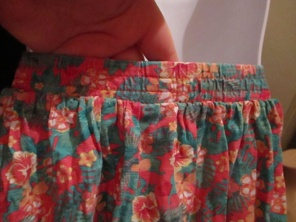 Florence & Fred Size 4-5 Years Floral Green Pink Skirt - Image 4